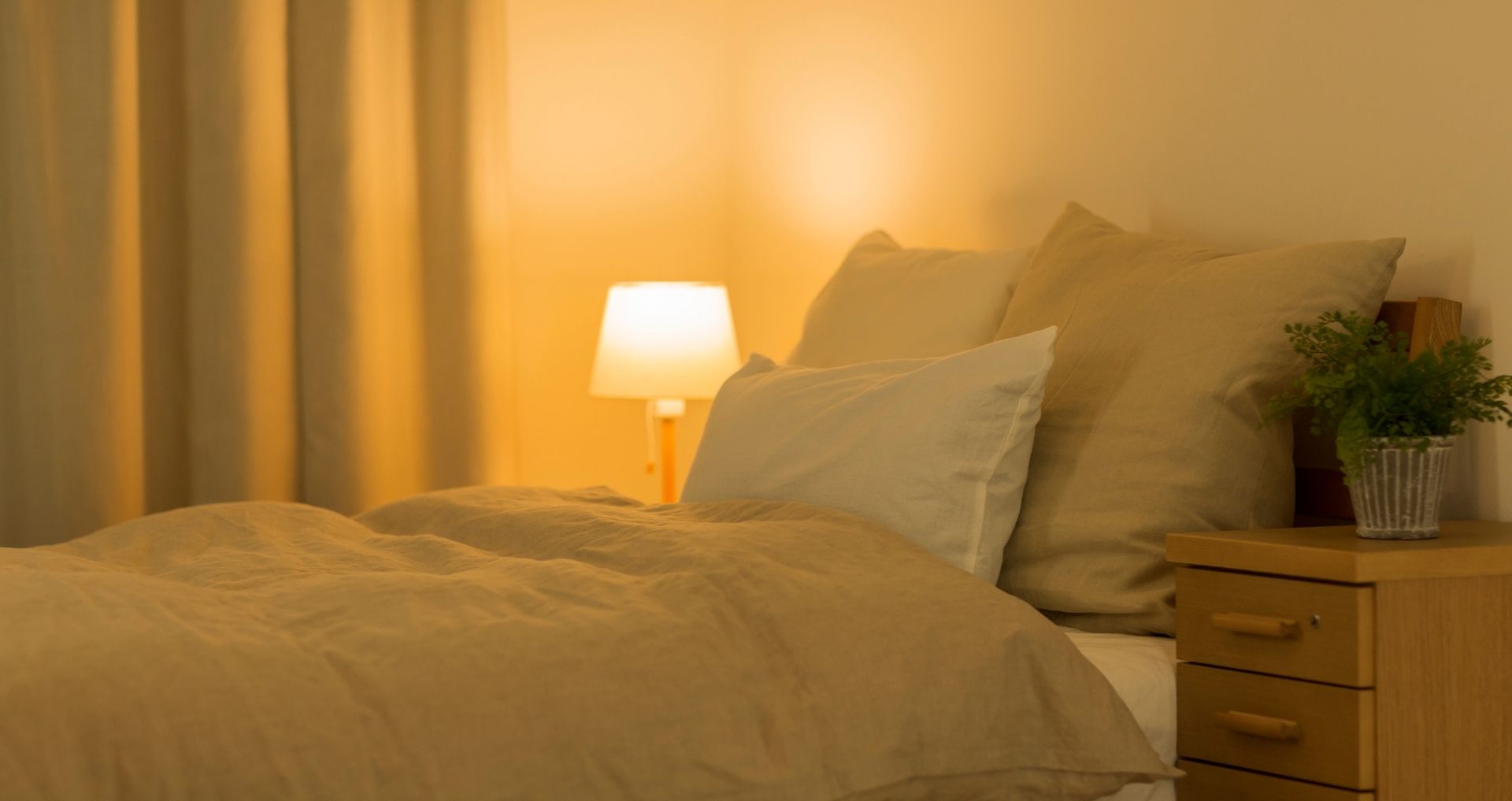4 trucos que convierten tu dormitorio en el lugar perfecto para dormir